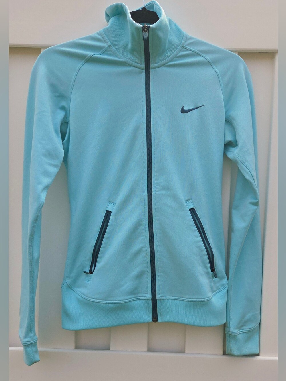 Nike Dri-Fit Women's Blue Full-Zip Track Jacket, Size Small. Athleisure, Gym